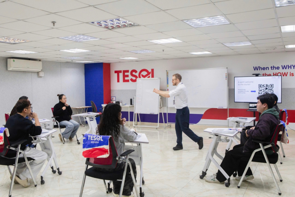 KHẢO SÁT NĂNG LỰC TIẾNG ANH CỦA GIÁO VIÊN: TÍN HIỆU THAY ĐỔI TRONG LỘ TRÌNH PHÁT TRIỂN NGHỀ NGHIỆP